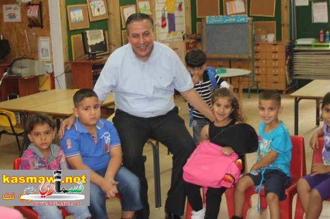 في اليوم الثاني لزيارته للمدارس رئيس البلدية عادل بدير : نريد تميز اخلاقي وتفوق علمي